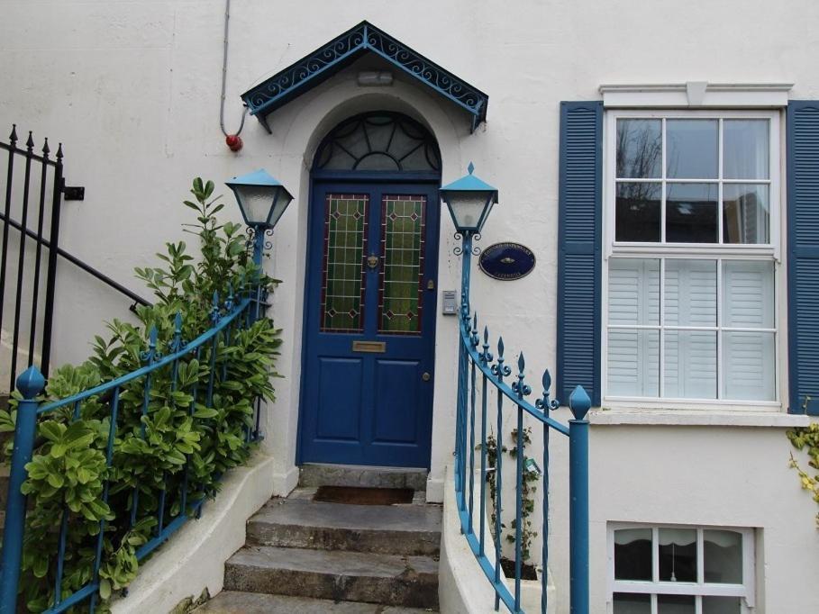 The Old Dispensary Hotell Kinsale Exteriör bild